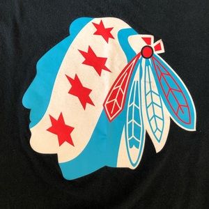 Men’s XL Chicago Blackhawks shirt.